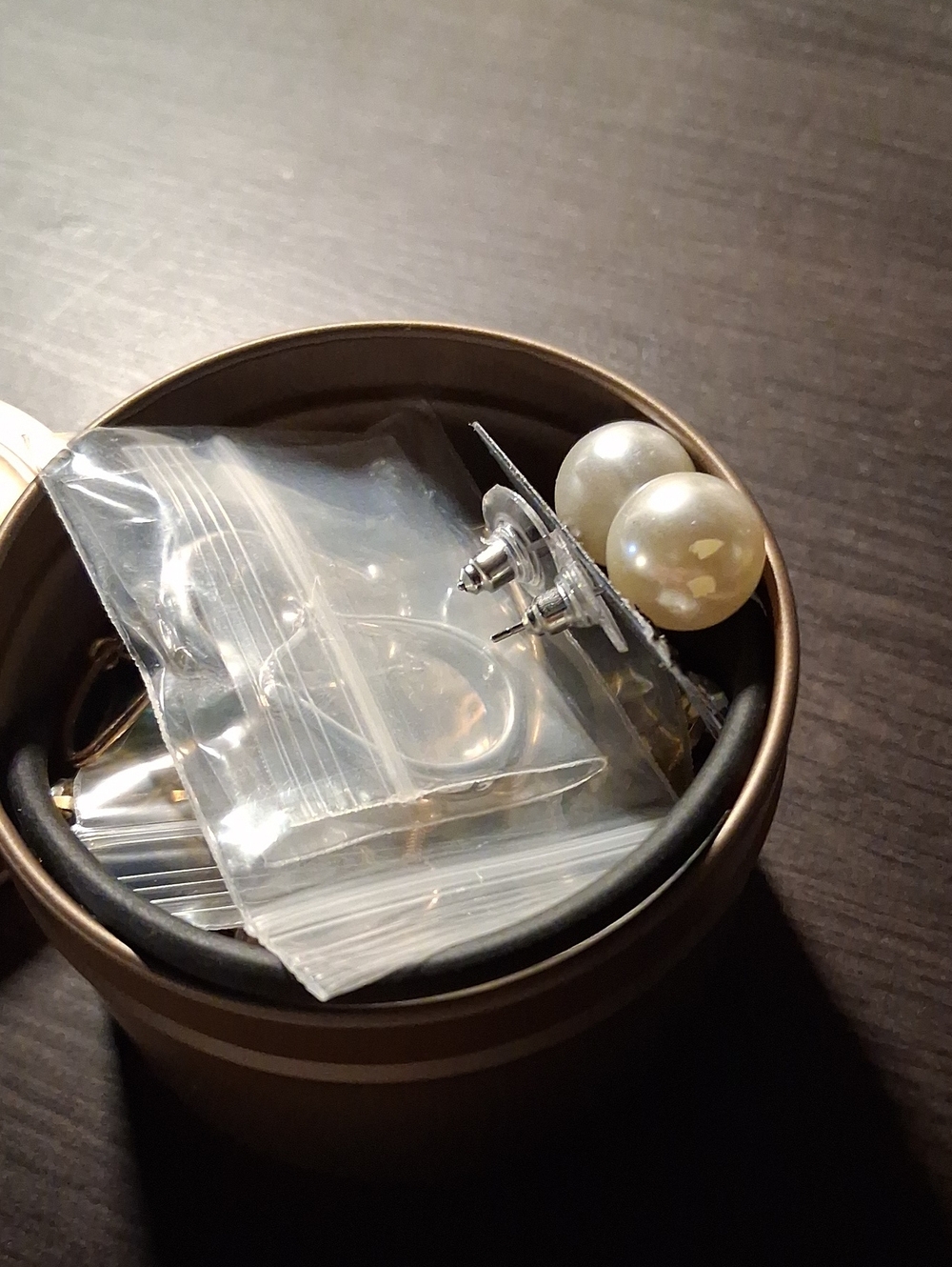Small Tin Mystery Jewerly Jar.